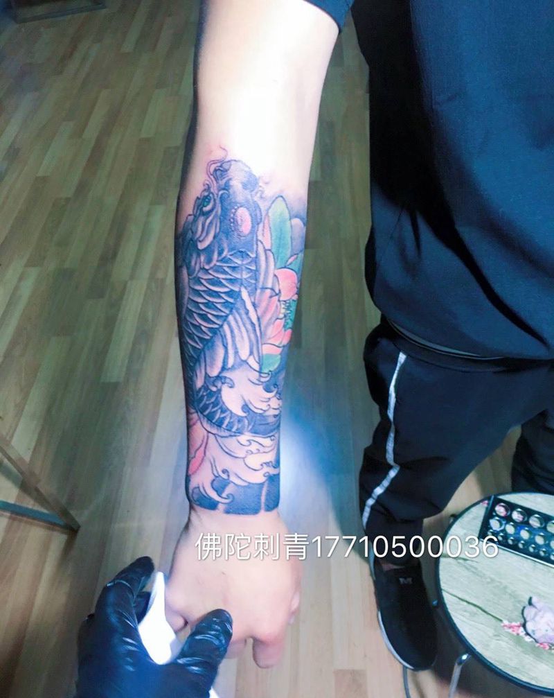 包小臂纹身图片_成品手稿手臂传统动物植物宁夏学银川文身 纹身图案