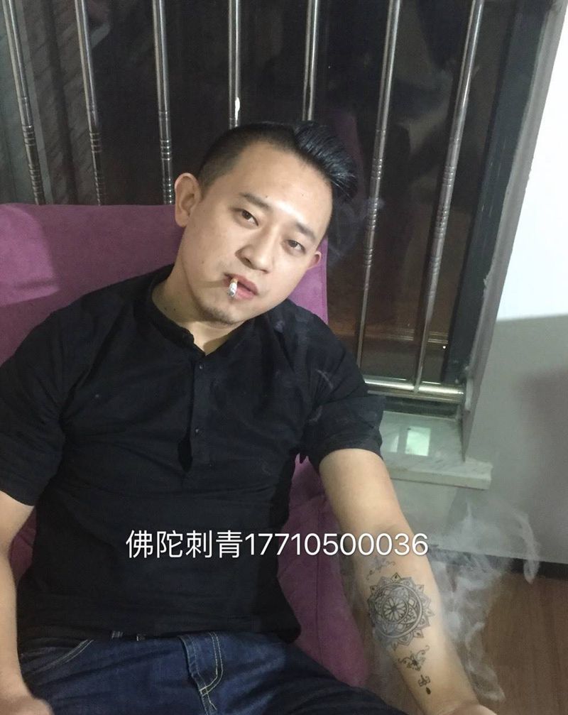 曼陀罗纹身图片_成品手稿手臂清新几何字符银川宁夏纹身图案