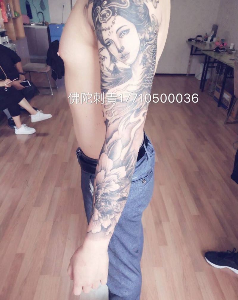 花臂纹身图片_成品手稿手臂人物宁夏学习学传统纹身图案