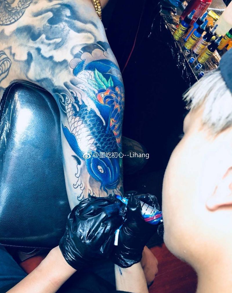 鱼纹身图片_成品手臂肩部传统动物原创纹身图案