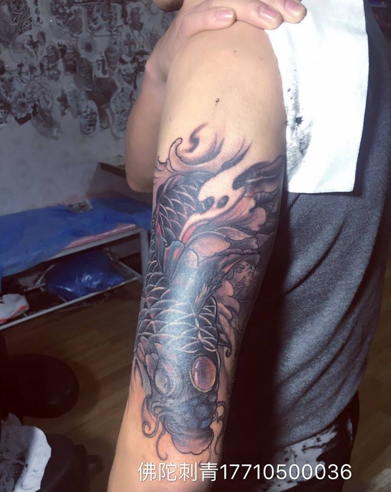 锦鲤纹身图片_成品手稿手臂传统动物宁夏银川文身 学学习纹身图案