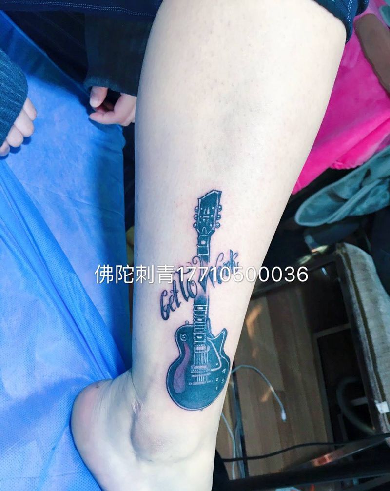 吉他纹身图片_成品手稿脚部清新几何宁夏银川文身 学学习纹身图案