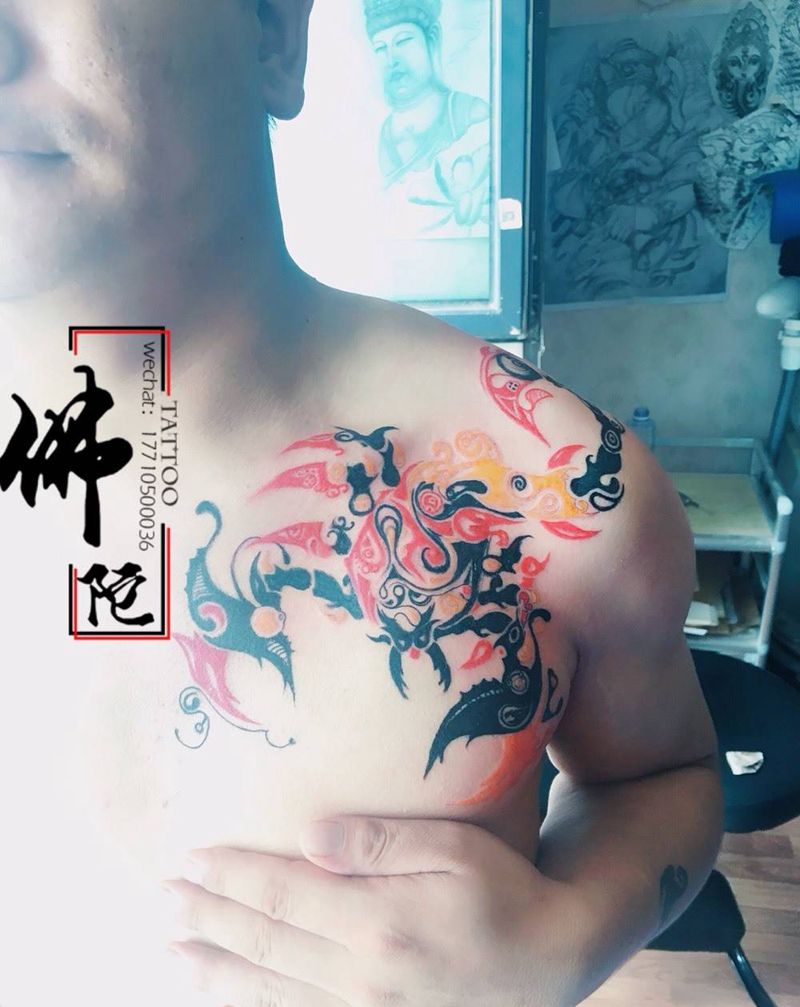 蝎子纹身图片_成品胸部传统动物几何宁夏银川文身 学学习纹身图案
