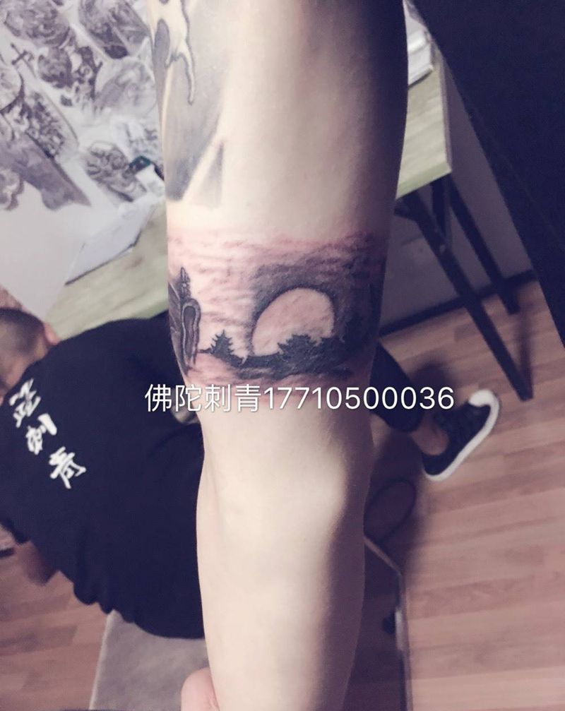 臂环纹身图片_成品手臂传统几何宁夏银川文身 人物宗教纹身图案