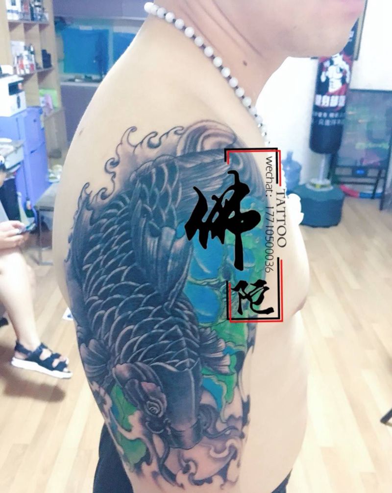 锦鲤遮盖纹身图片_成品手臂传统动物宁夏银川文身 学学习纹身图案