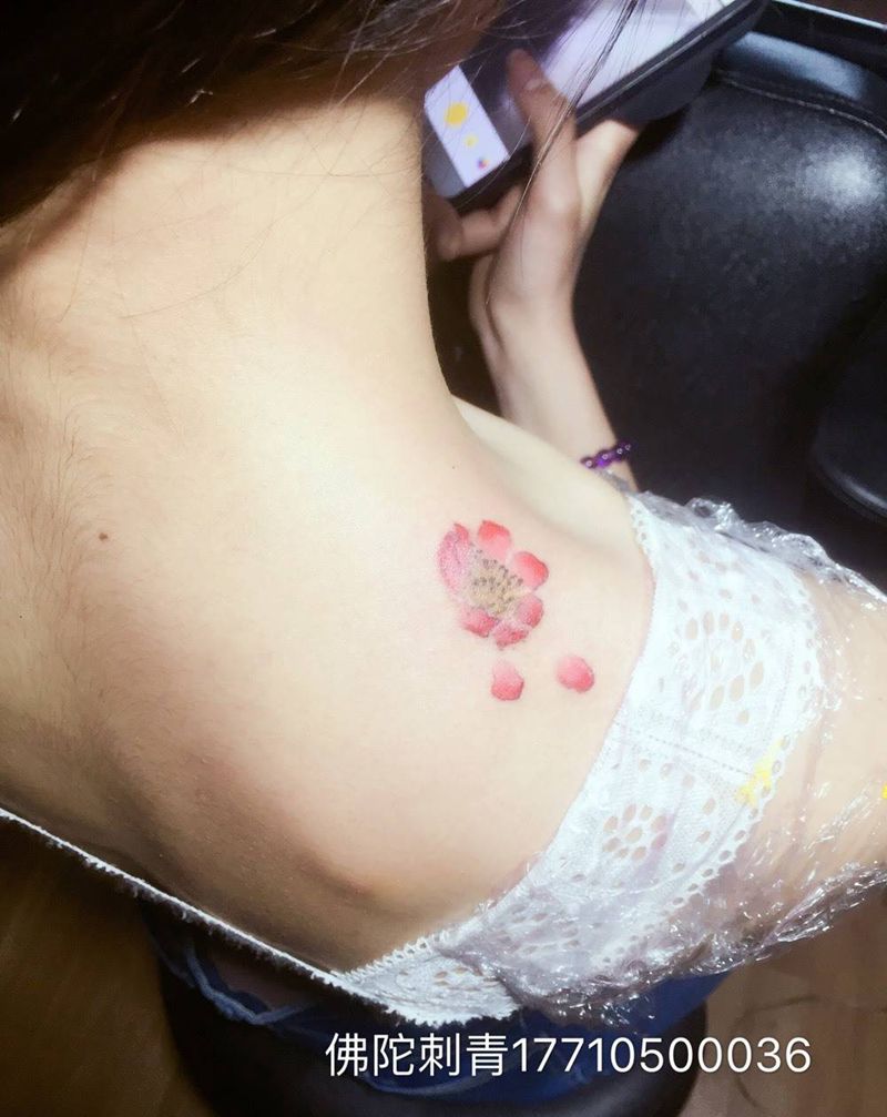 樱花纹身图片_成品手稿肩部清新植物宁夏银川中国纹身图案