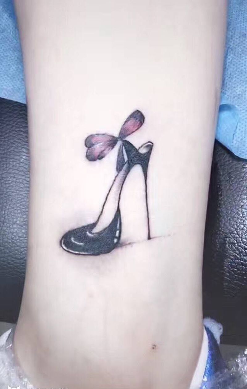 高跟鞋纹身图片_成品手稿腿部清新几何宁夏银川中国纹身图案