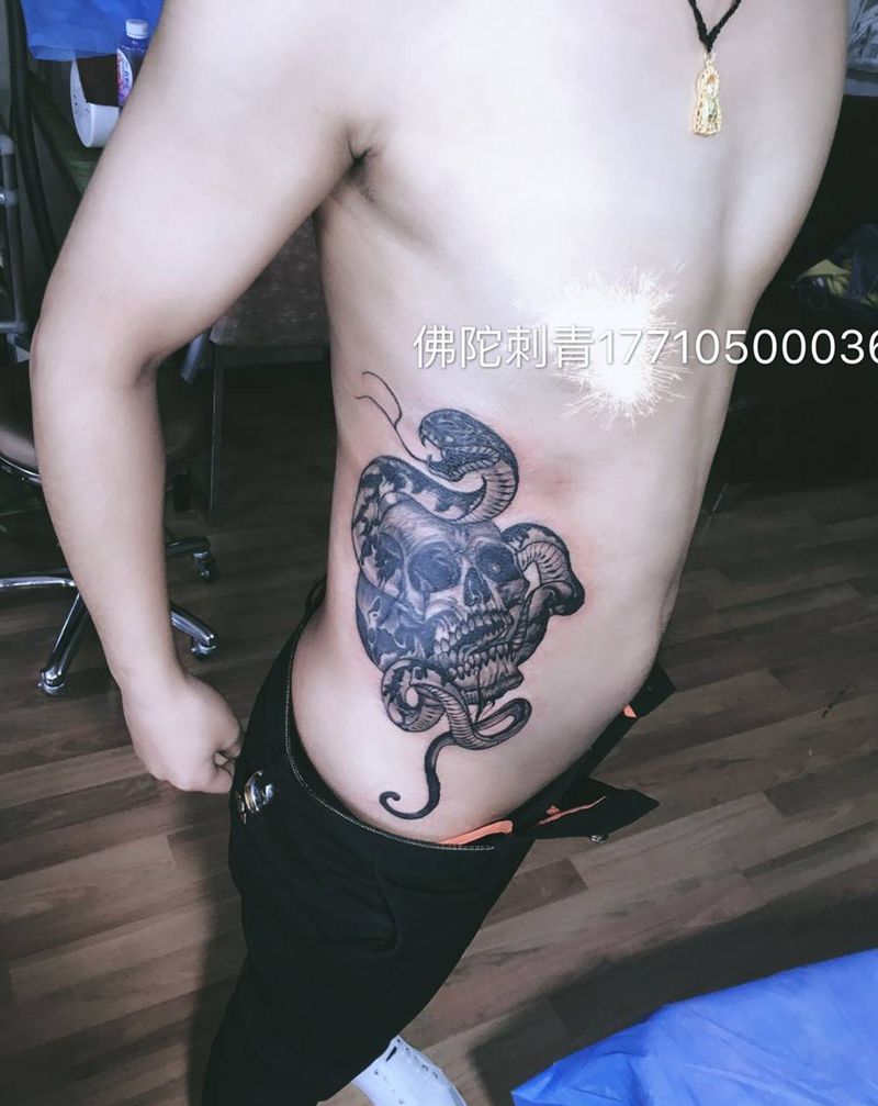 骷髅纹身图片_成品腰部欧美动物鬼神宁夏银川文身 学学习纹身图案