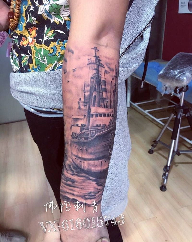 手臂写实纹身图片_成品手臂习俗纹身图案