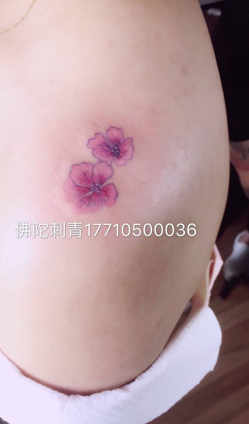 樱花纹身图片_成品手稿肩部清新植物宁夏银川中国纹身图案