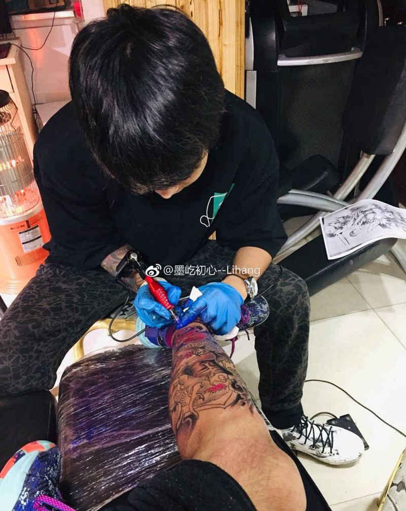 龙女纹身图片_腿部新传统艺妓龙女彩色纹身图案