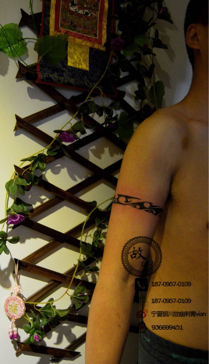 臂环纹身图片_成品手臂清新图腾纹身图案