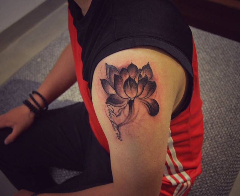 莲花完成纹身图片