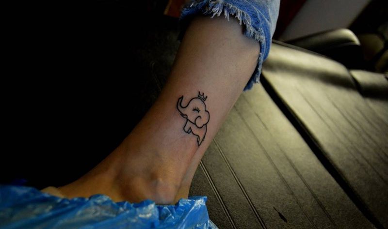 小象纹身图片_成品腿部动物纹身图案