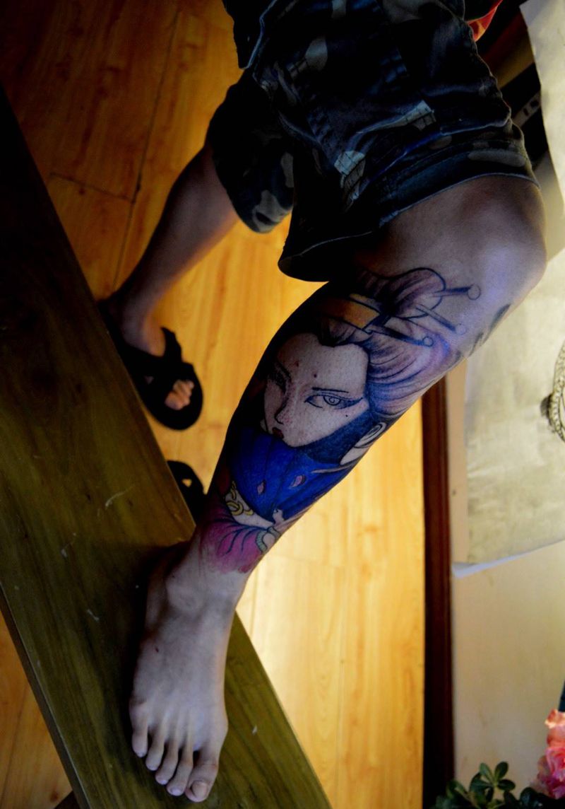 未完成纹身图片_成品手稿腿部传统植物动物鬼神纹身图案