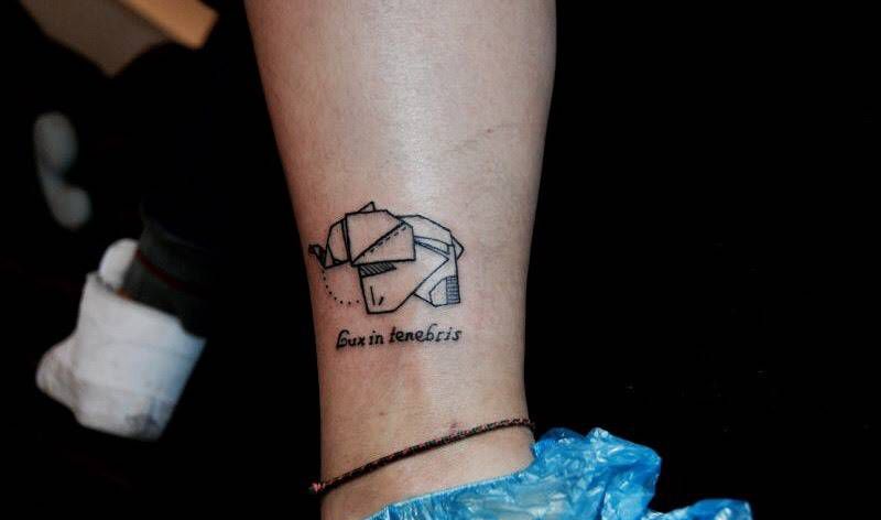 几何大象纹身图片_成品脚部清新动物纹身图案