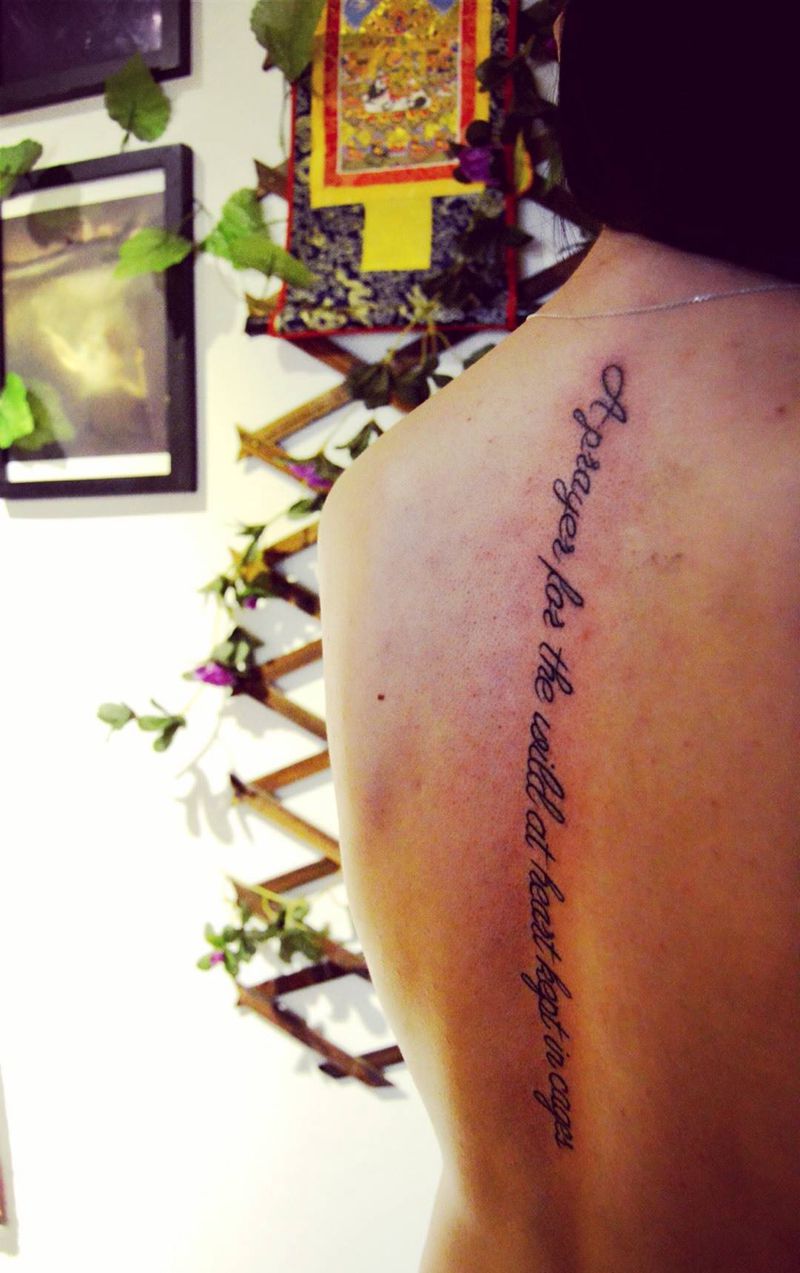 字母纹身图片_成品手稿背部清新字符纹身图案