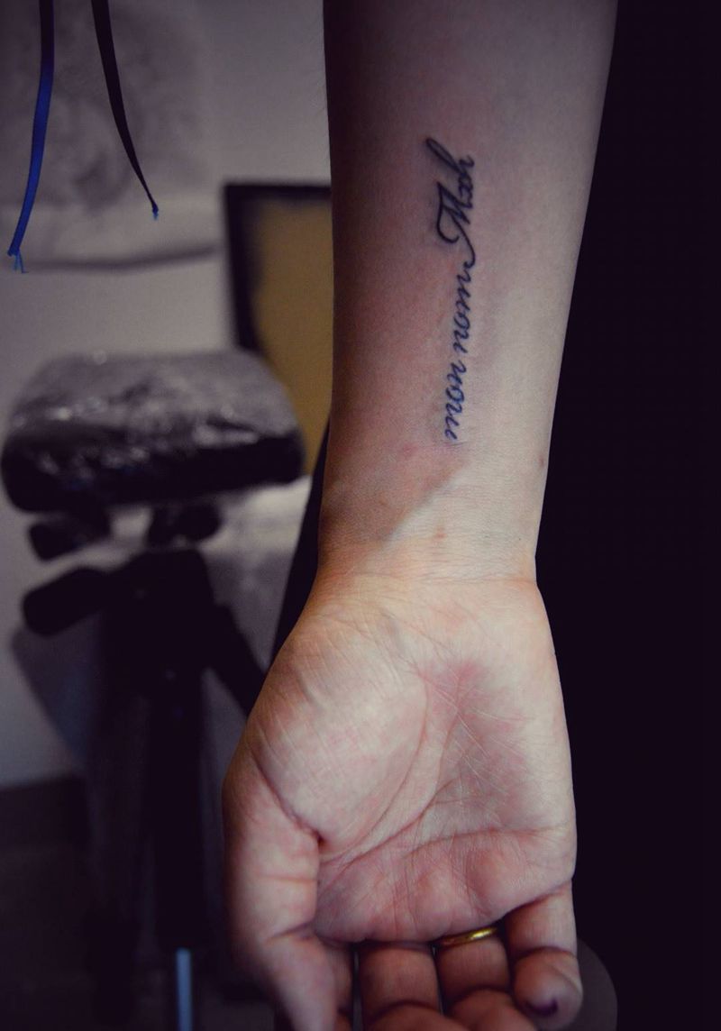 字母完成纹身图片