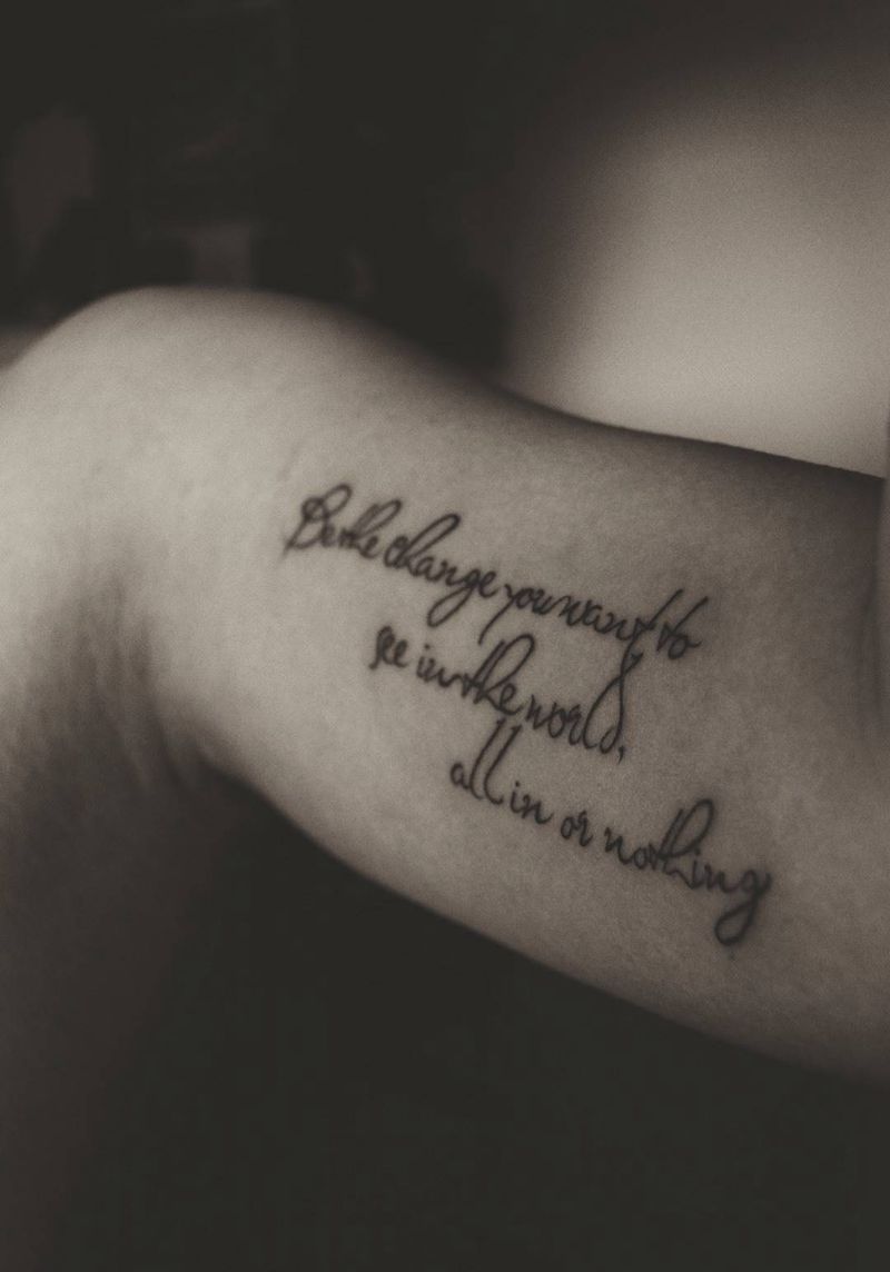 字母完成纹身图片