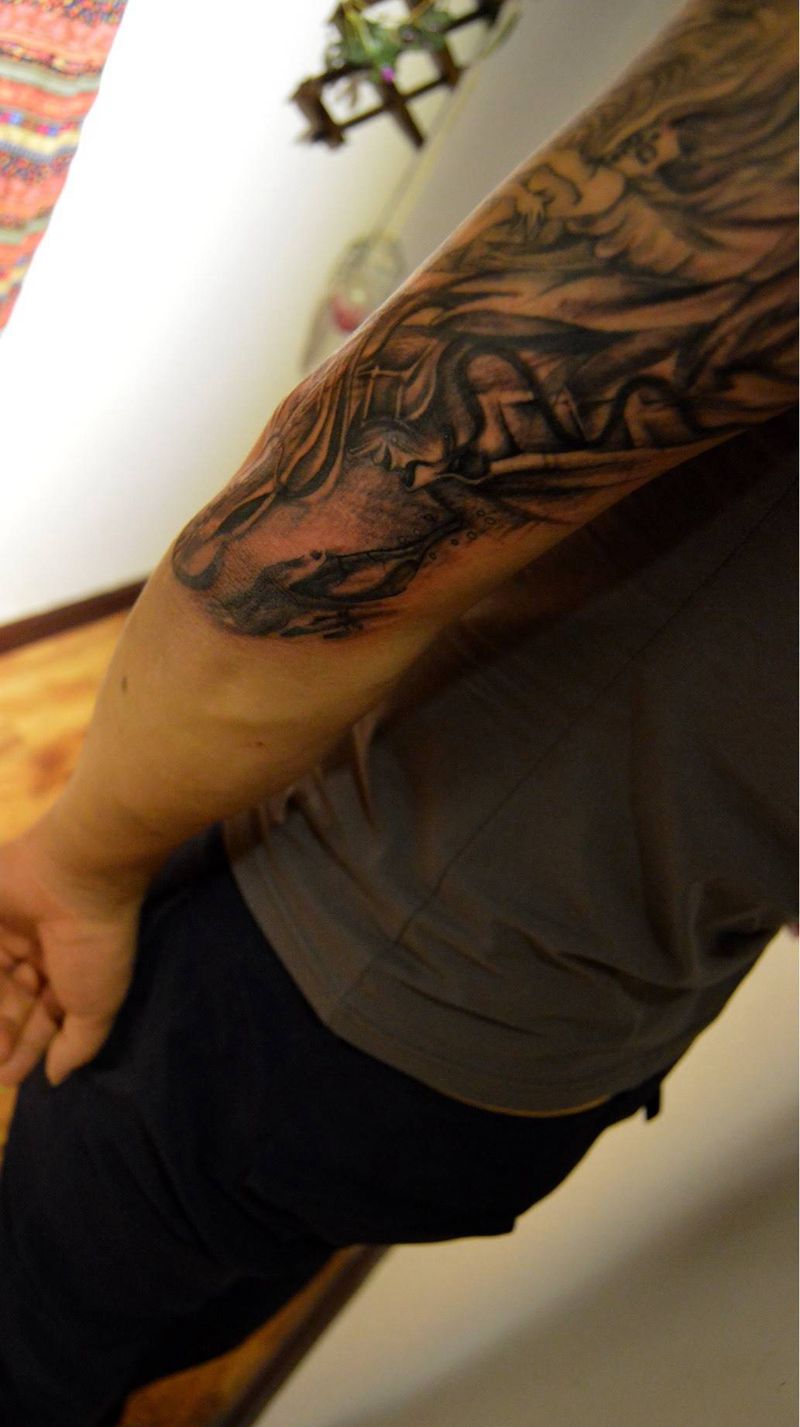 拼接未完成纹身图片_成品手臂欧美纹身图案