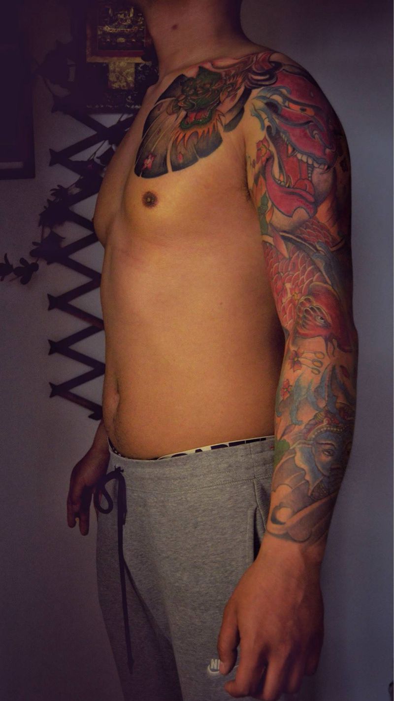 完成百分之八十纹身图片_手稿胸部手臂传统字符动物静物植物人物鬼神纹身图案