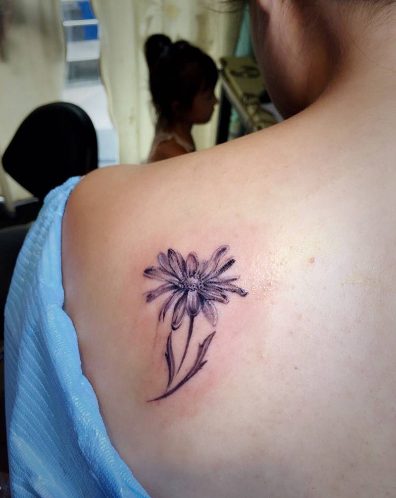 小雏菊纹身图片