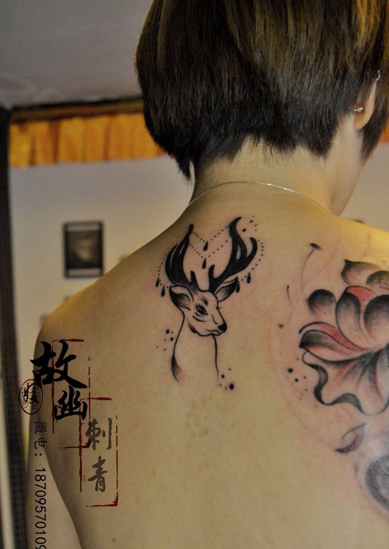 鹿纹身图片