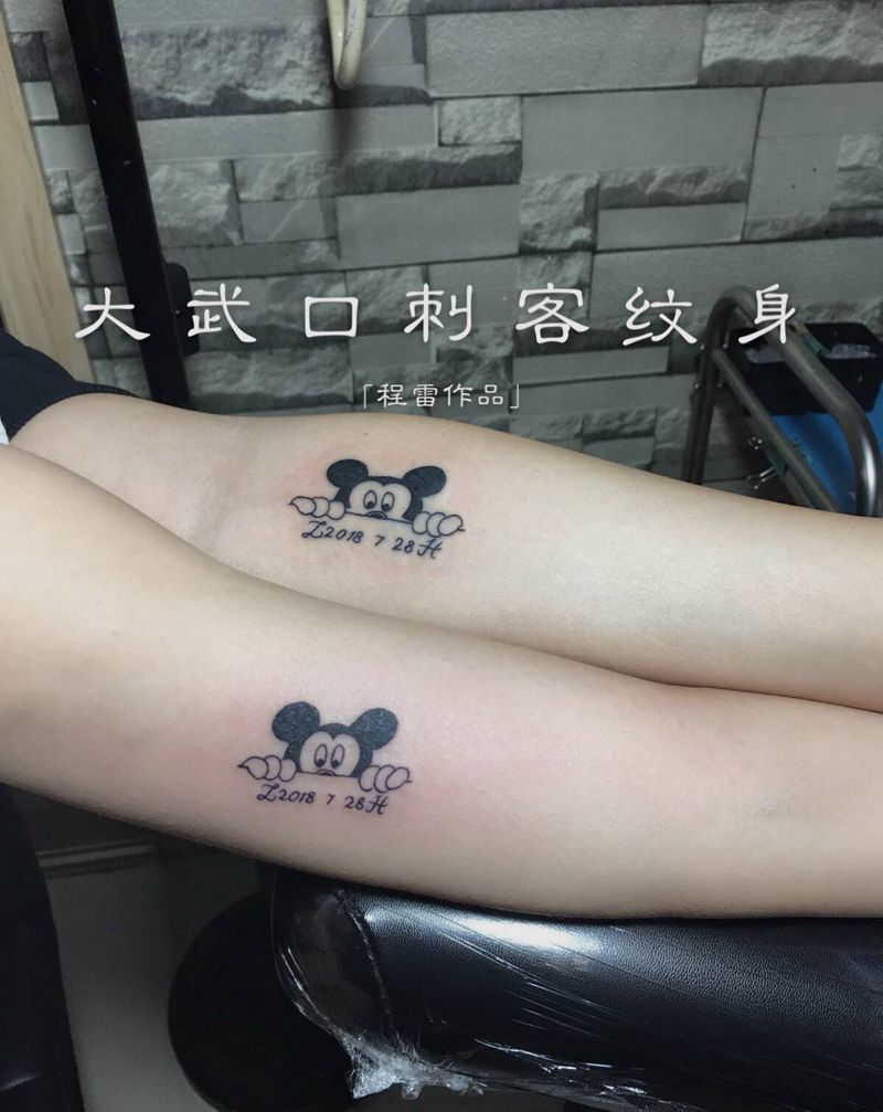 米奇纹身图片_手臂纹身图案