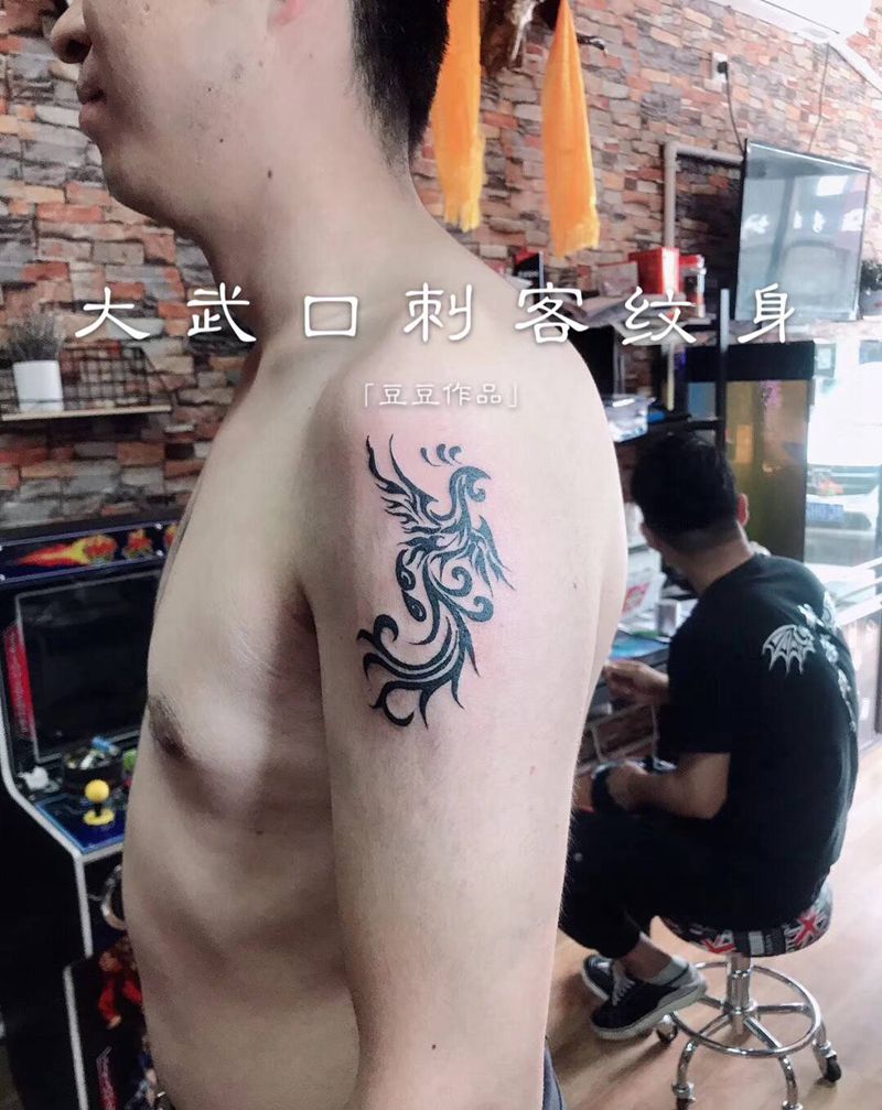 图腾纹身图片_手臂纹身图案