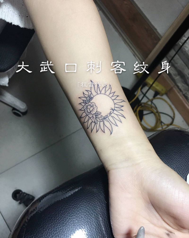 小图纹身图片_手臂纹身图案