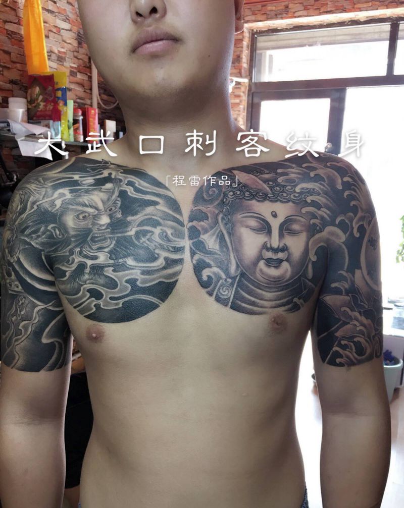 半甲纹身图片_肩部纹身图案