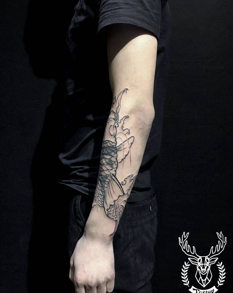 继续遮盖／线条纹身图片_手臂新传统纹身图案