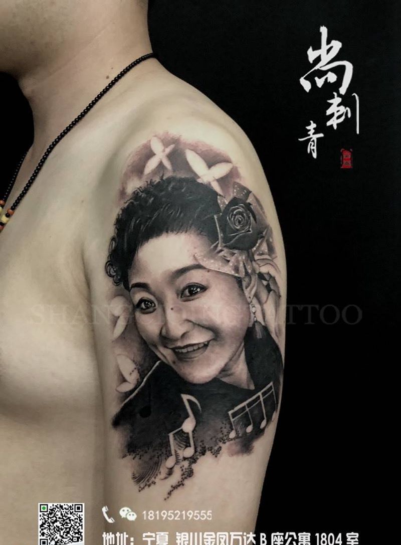 母亲纹身图片_成品手臂欧美写实人物纹身图案