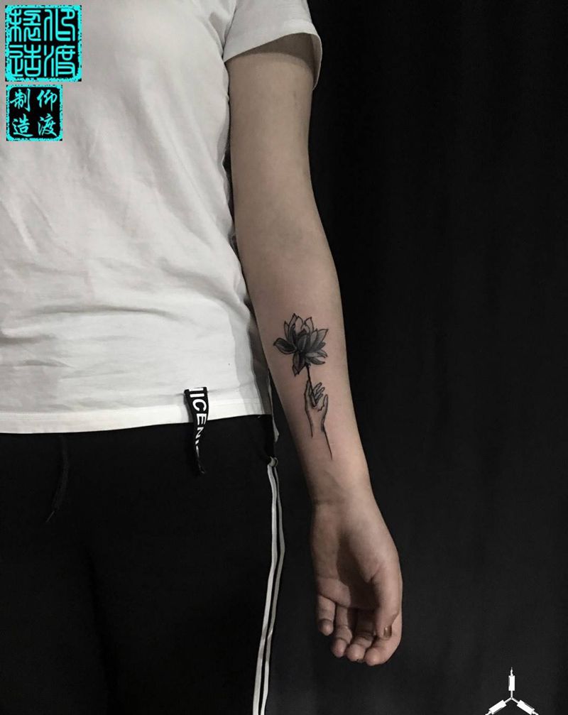 黑灰纹身图片_手臂纹身图案