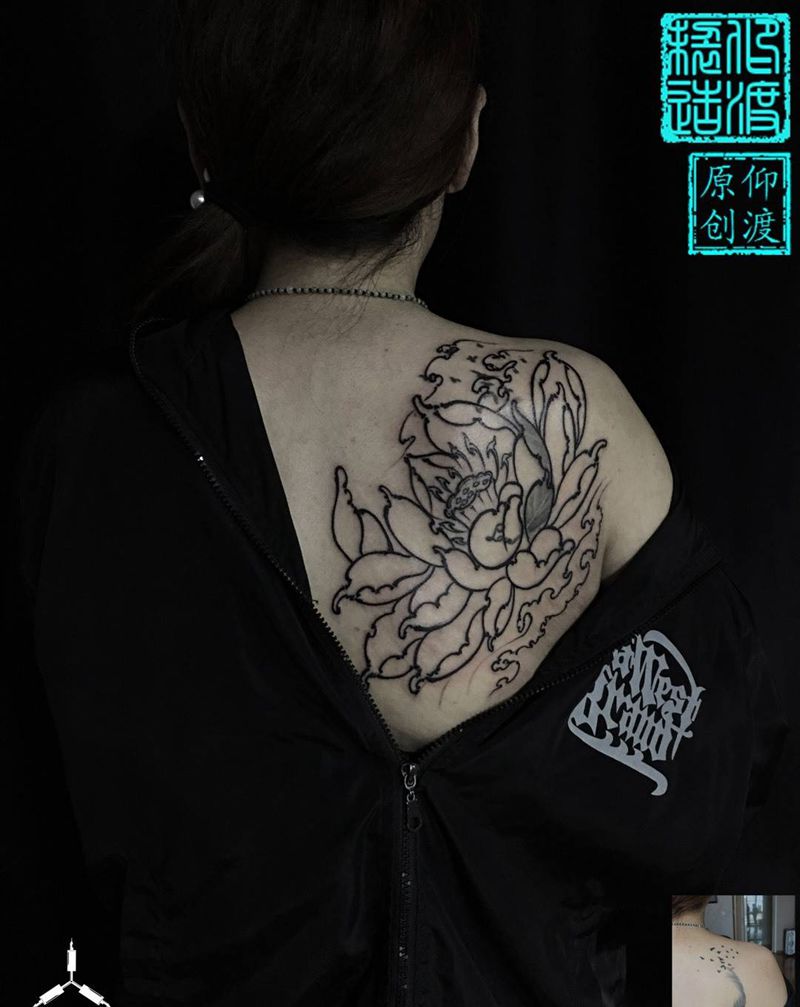 荷 旧图遮盖纹身图片_背部新传统原创纹身图案