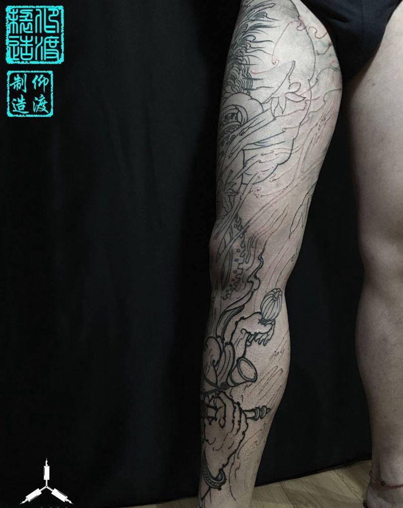 花腿未完成纹身图片_腿部新传统纹身图案