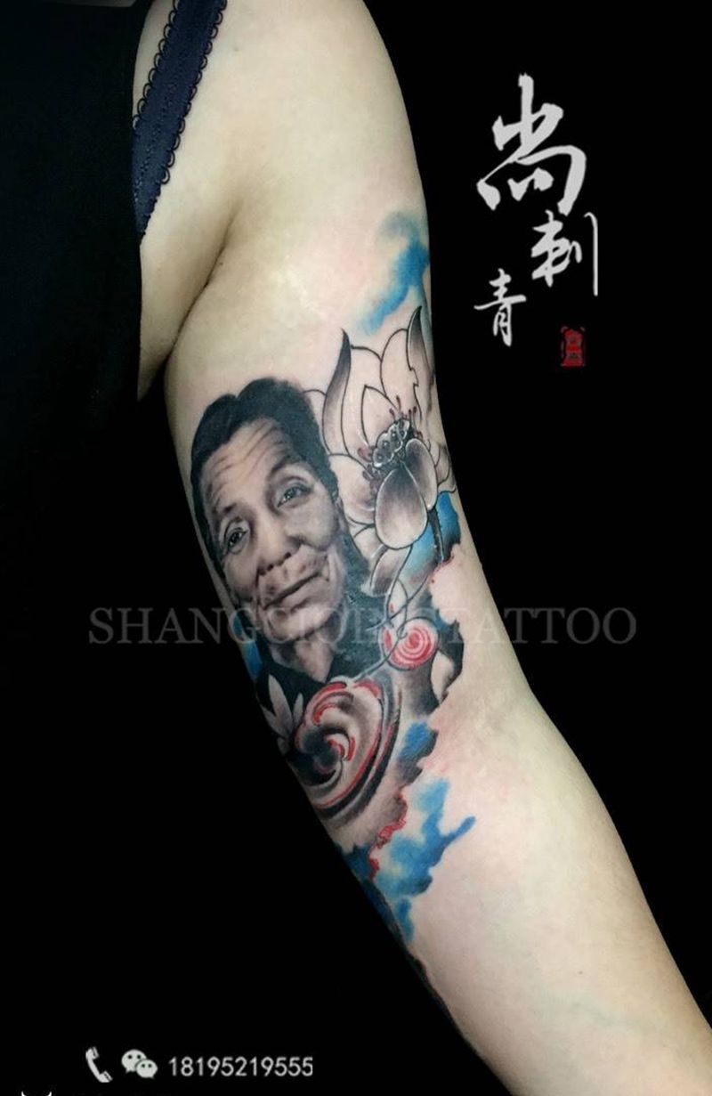 奶奶纹身图片_成品手臂欧美肖像人物几何原创纹身图案