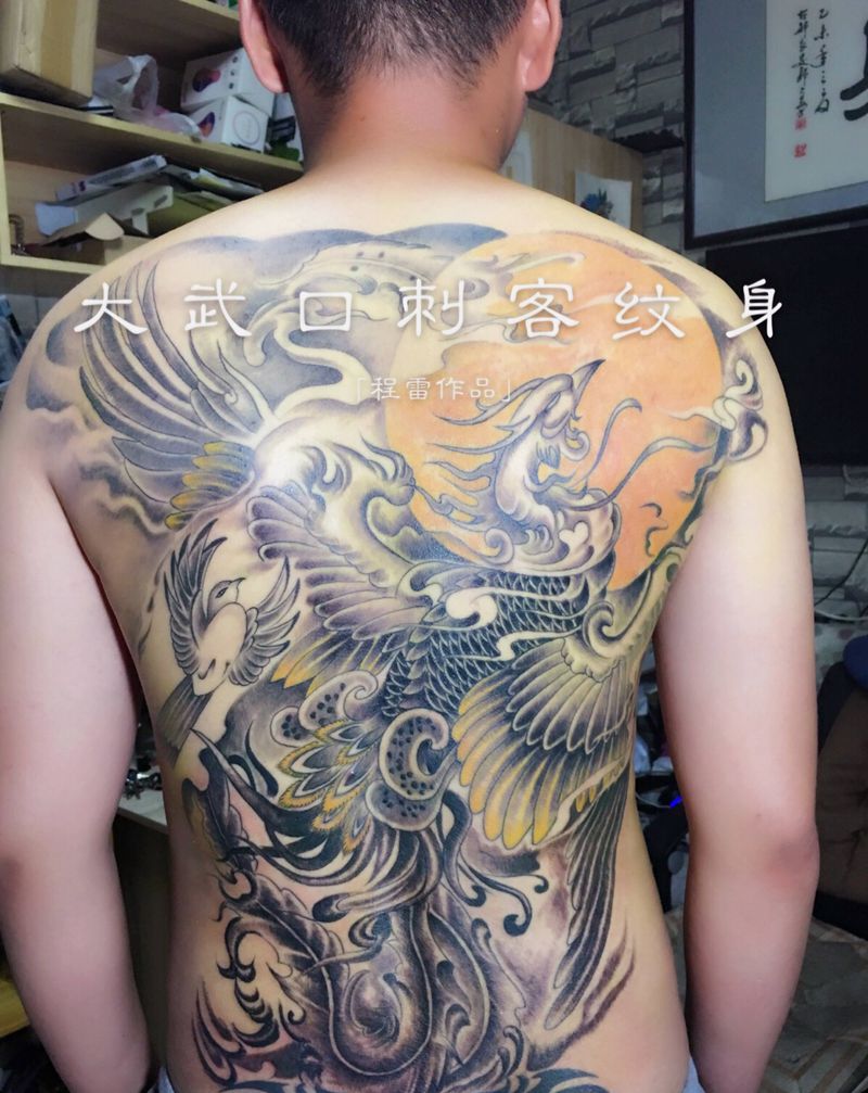 本店作品，满背纹身图片