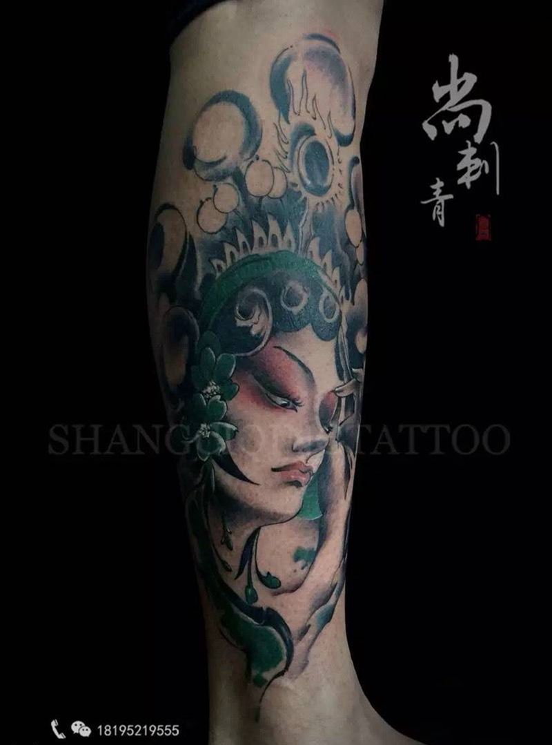 青衣纹身图片_成品腿部传统人物纹身图案