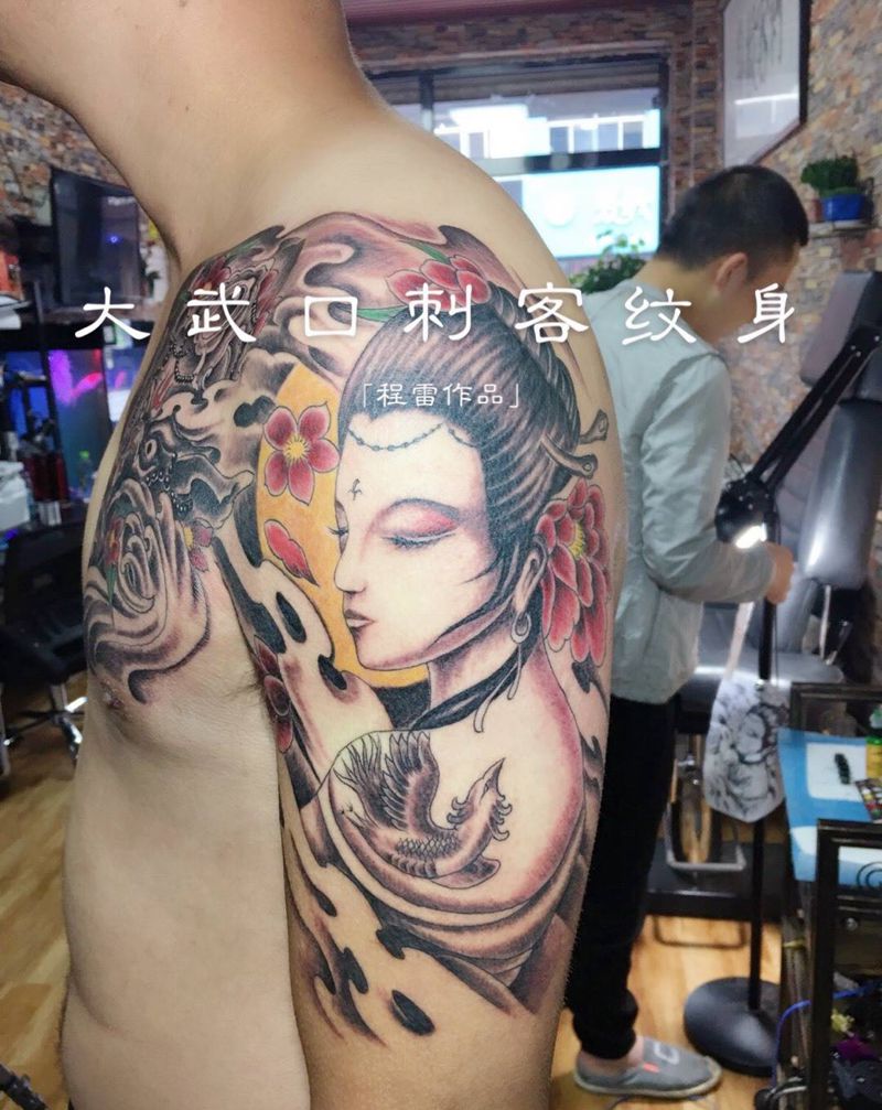 半甲,前胸部位为遮盖纹身图片