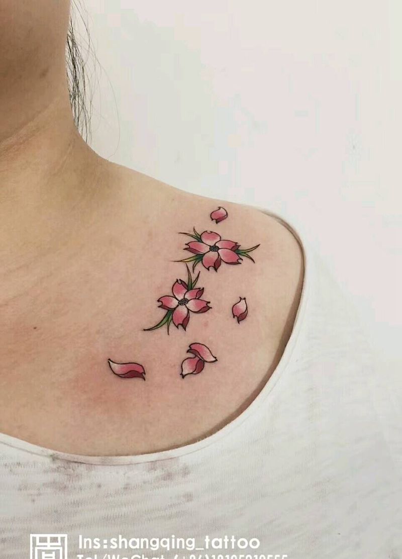 小樱花纹身图片_肩部传统清新植物成品纹身图案