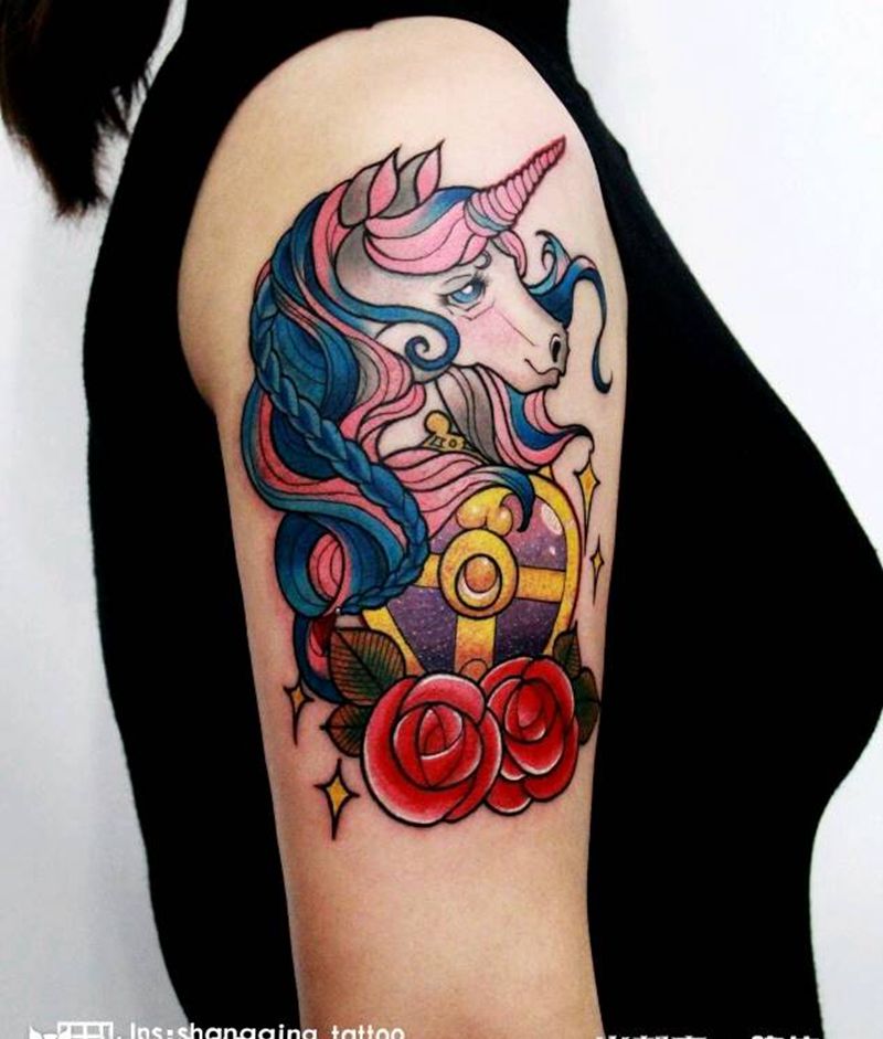 独角兽纹身图片_手臂Old School独角兽纹身图案