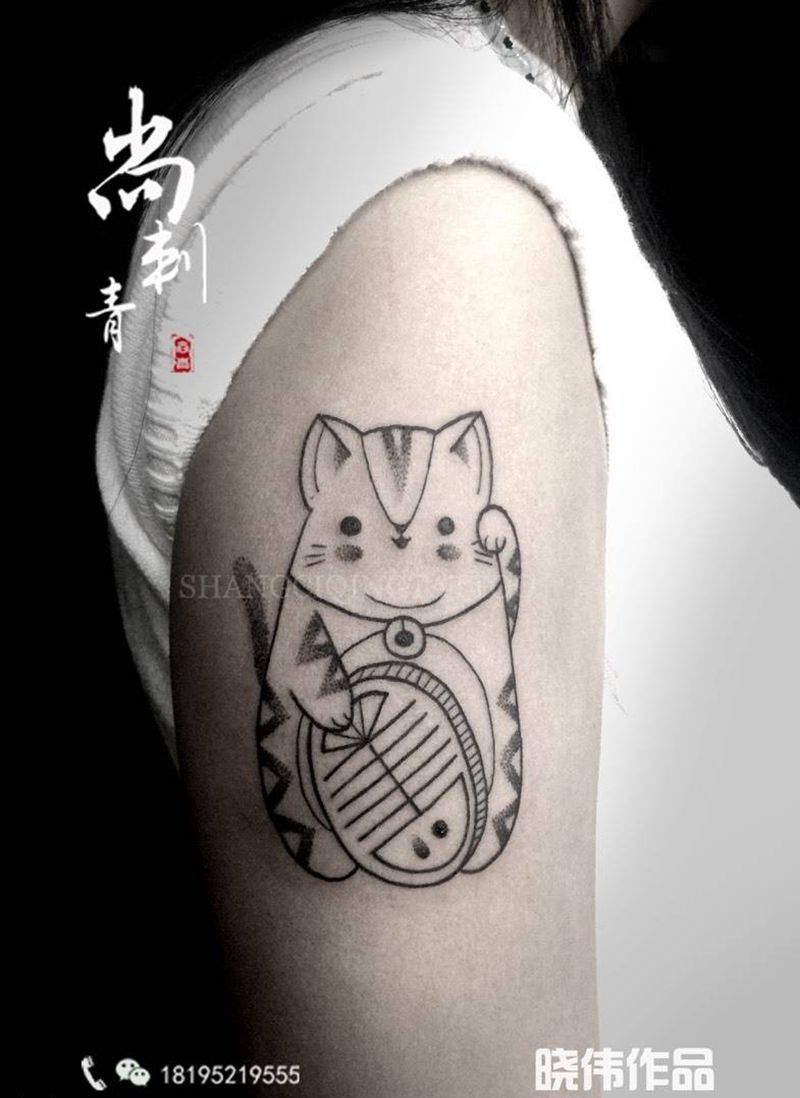 招财猫纹身图片_成品手臂清新动物纹身图案