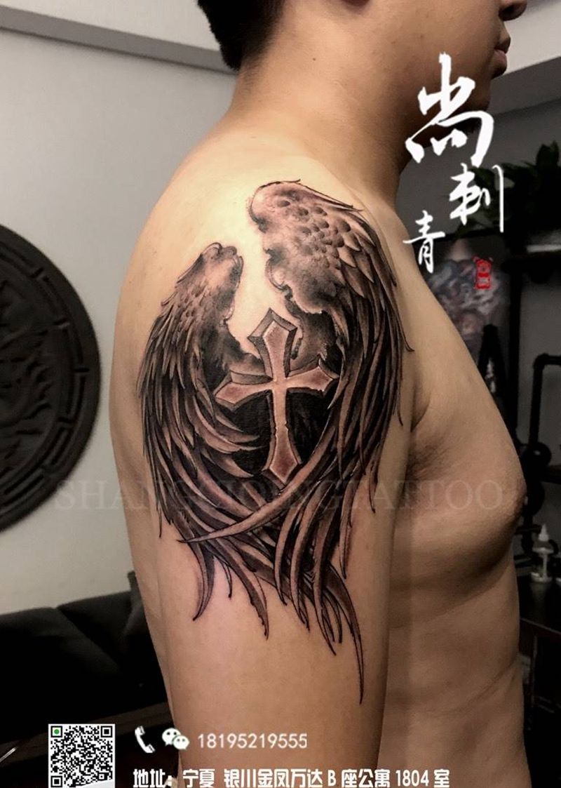 十字架纹身图片_成品手臂欧美写实静物纹身图案