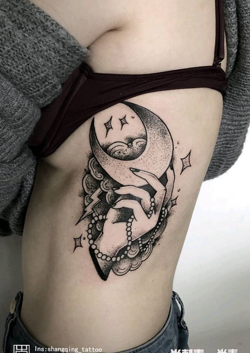 侧腰小图案纹身图片_腰部点刺几何纹身图案