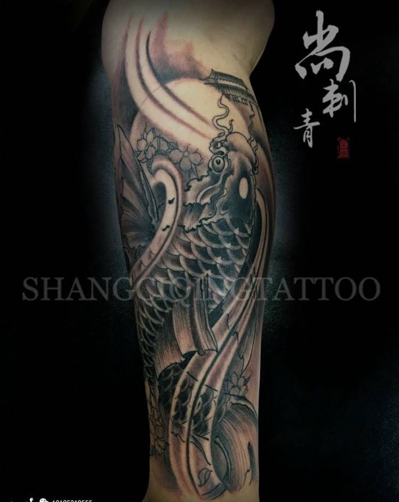 腿部传统鲤鱼纹身图片_成品腿部传统动物纹身图案