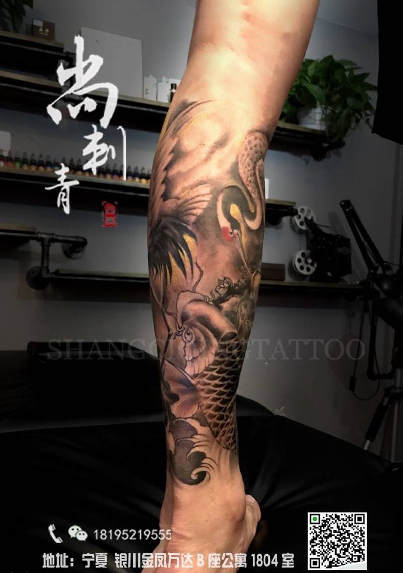 传统包小腿纹身图片_成品腿部传统国画动物纹身图案