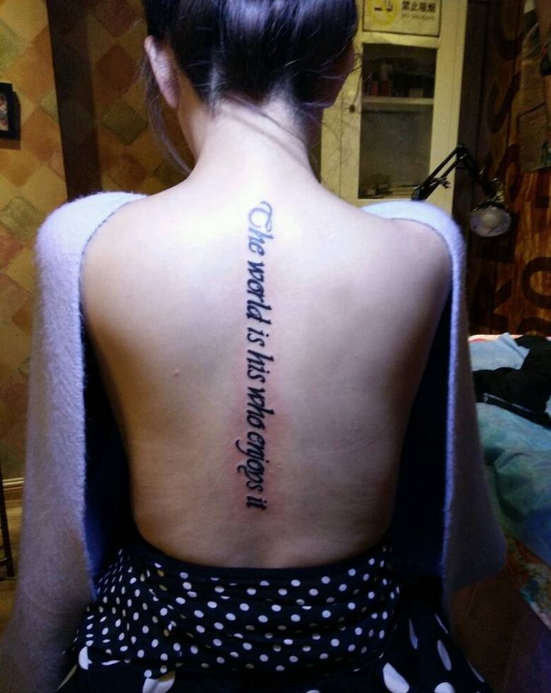 脊椎英文纹身图片