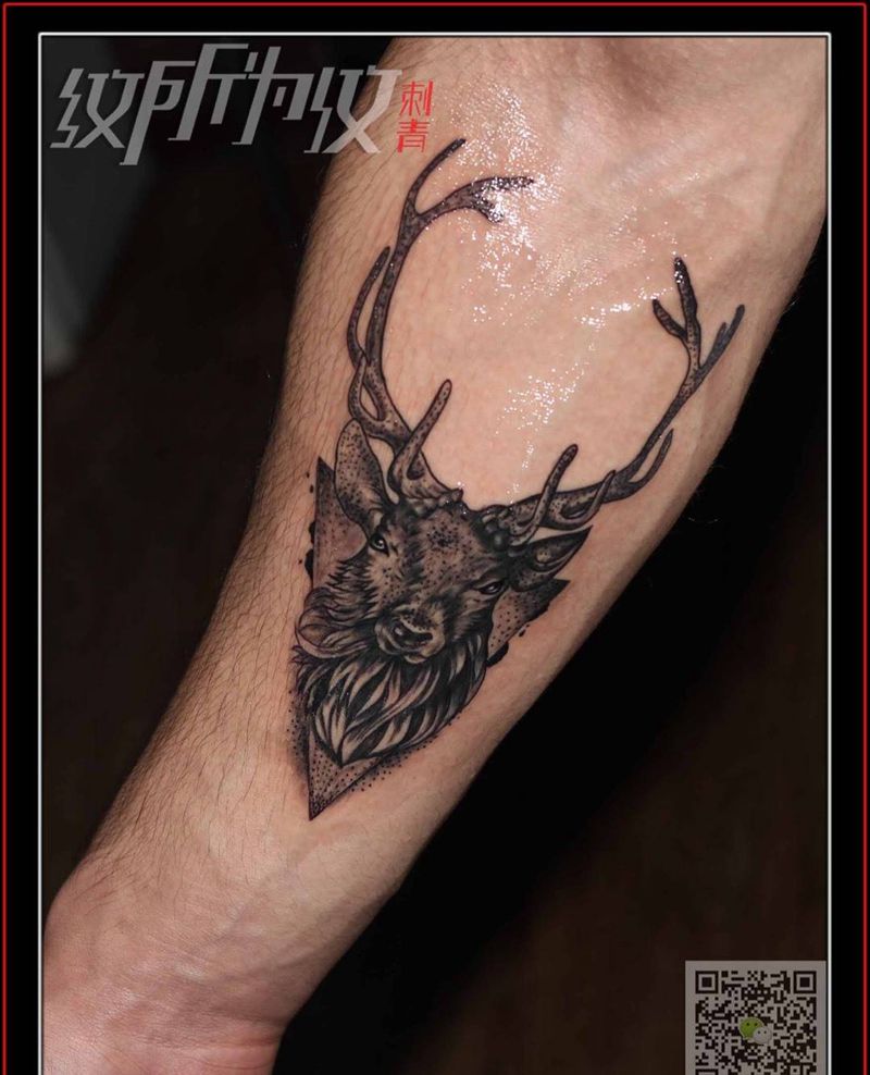 鹿纹身图片