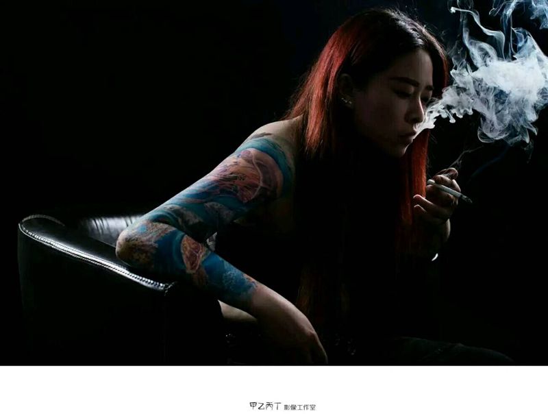 我的花臂纹身图片_性感美女师美女纹身图案